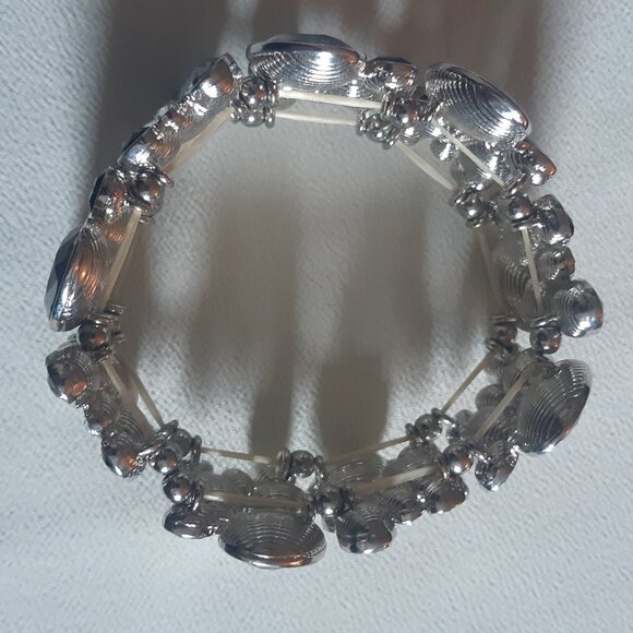Bracelet, Stretch Grey, Black & White Acrylic Gemstone Shapes w/ Metal Backing - Picture 3 of 7
